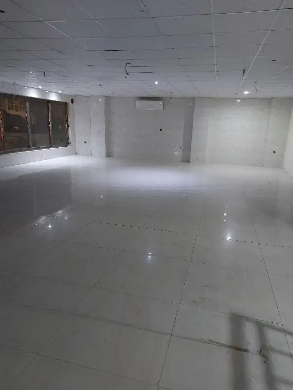 فروش مغازه دو نبش پاخور و گذر عالی