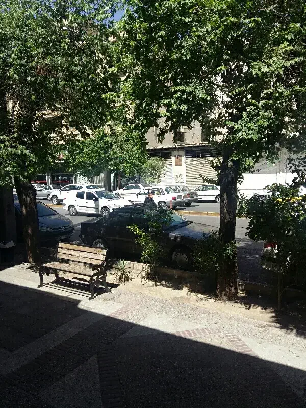 رهن و اجاره طبقه همکف منزل پارامونت