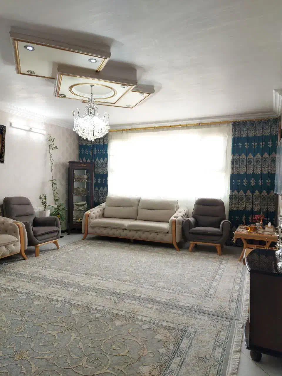 واحد آپارتمان فروشی