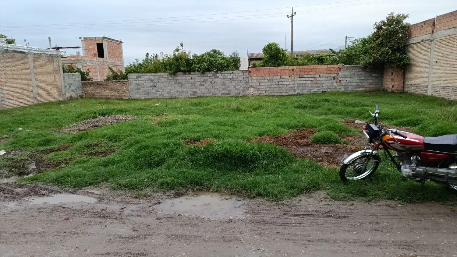 فروش‌زمین