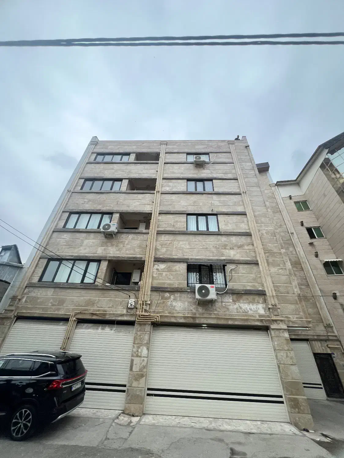 آپارتمان ۱۱۰متری کمربندی شهید بهشتی