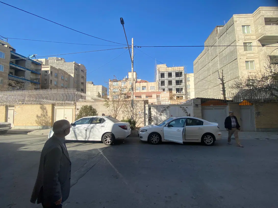 زمین ۲۵۰ متری جنوبی عرض ۱۰
