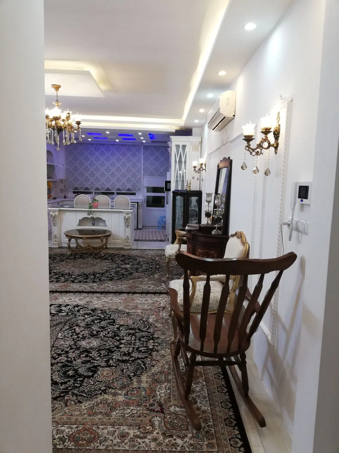 آپارتمان ۱۱۰ متری فول امکانات مسلم شمالی فروش فوری