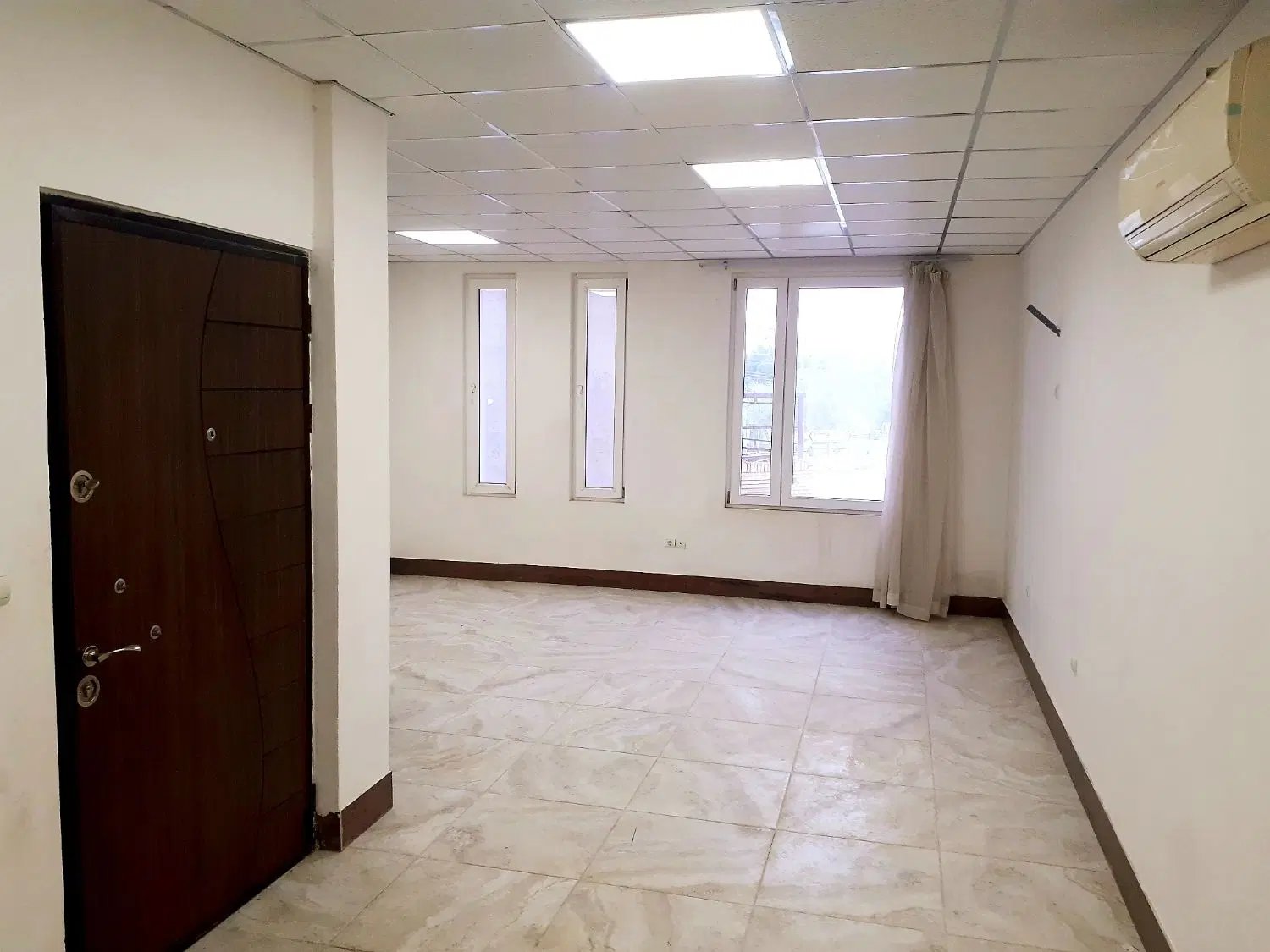 تجاری - چهار راه نخل ناخدا