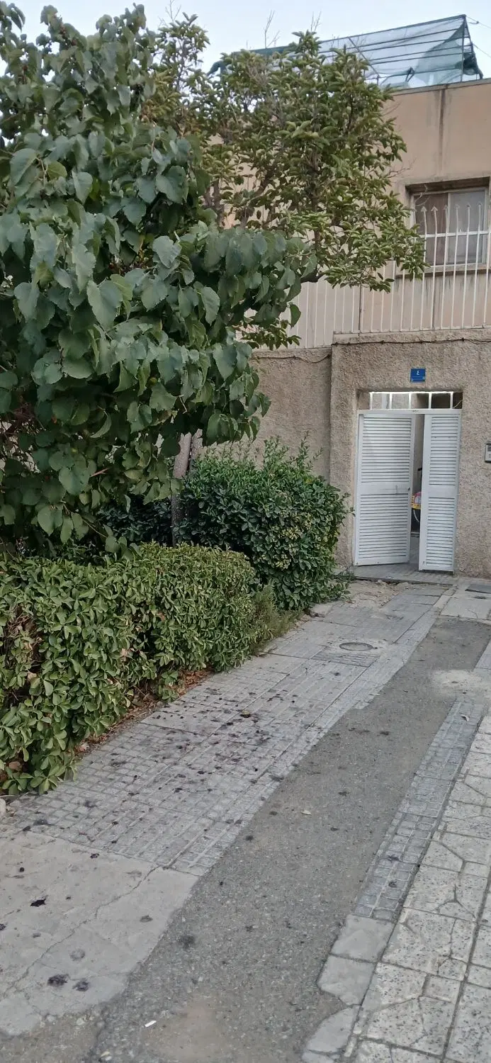 فروش ویلایی در بهترین لوکیشن شهرک چشمه