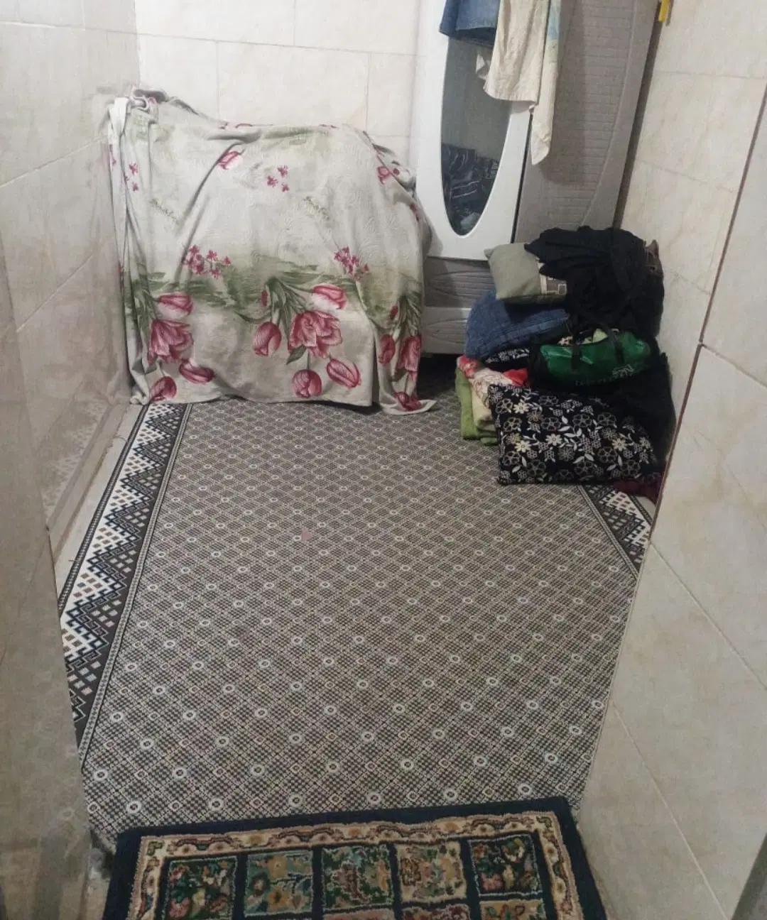 خونه تمیز مرتبه نزدیک به حرم..مصلی.