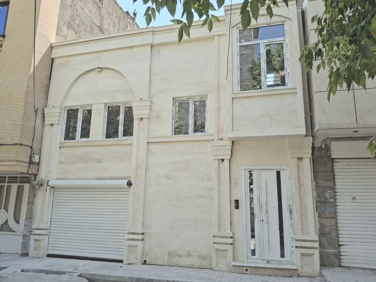 خانه ویلایی ۱۵۰ متر بنا صفر
