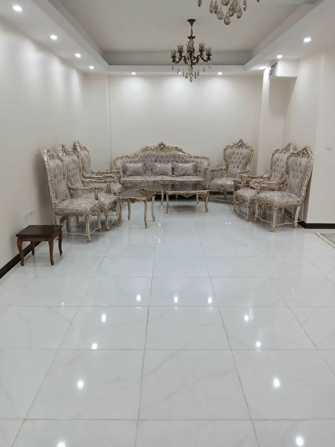 فروش واحد ۹۷ متری بانصبیات