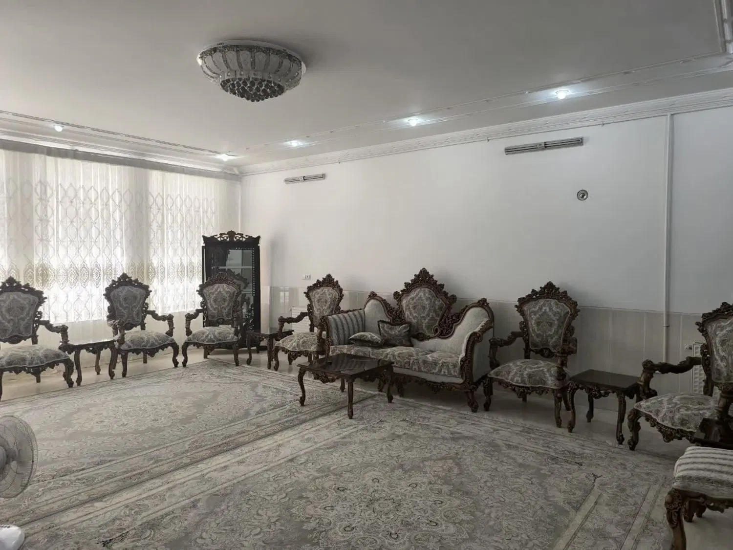 خانه ویلایی ۲۰۰متری فروشی