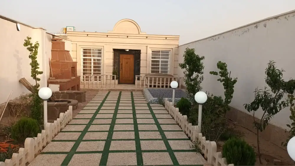 باغچه ۲۰۰ متری_با قیمت استثنایی