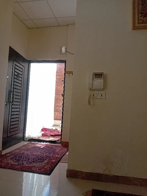 فروش یک واحد آپارتمان ۸۰ متری