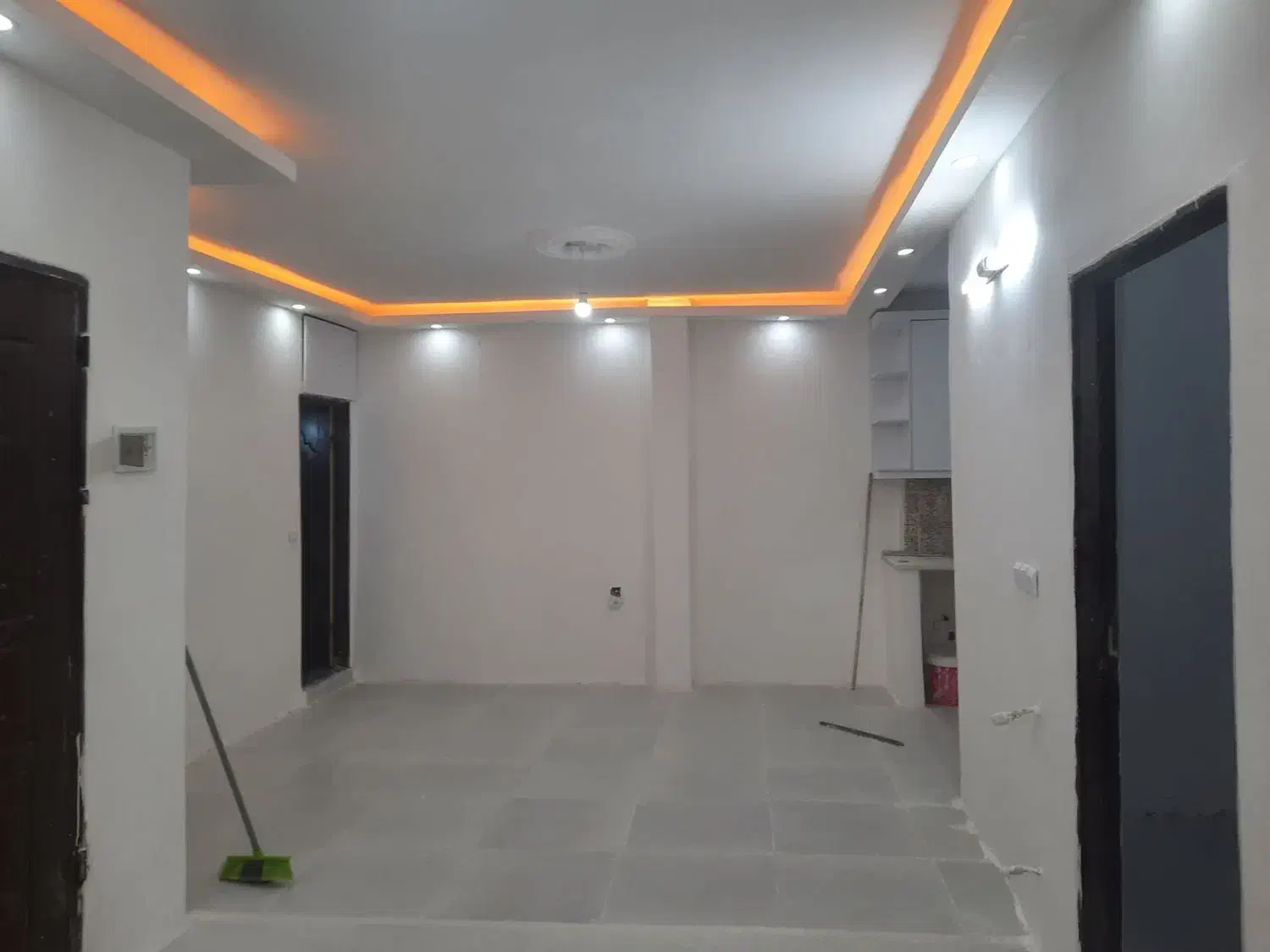 اپارتمان ۲ خوابه