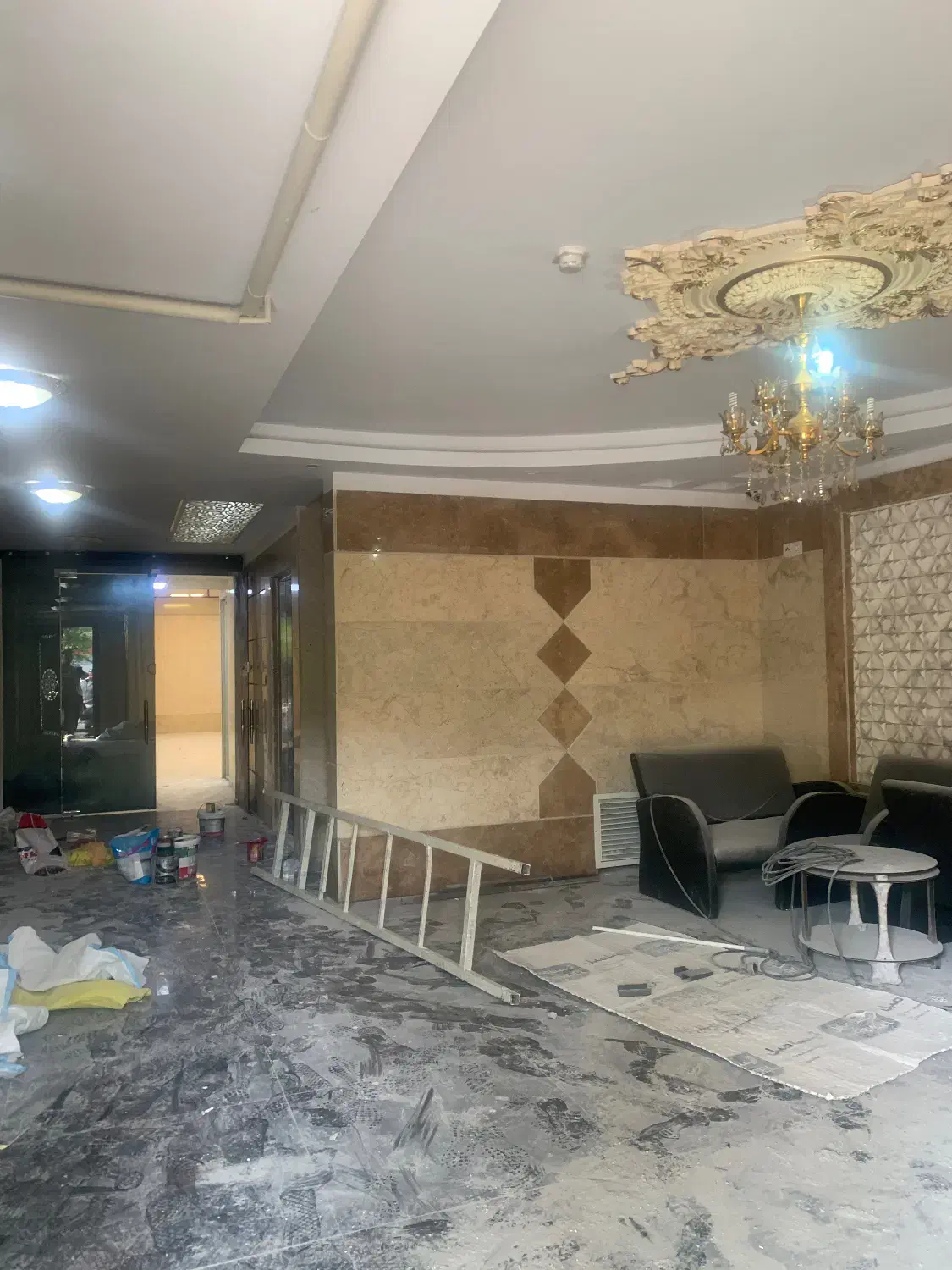 موقعیت اداری در هشت واحد