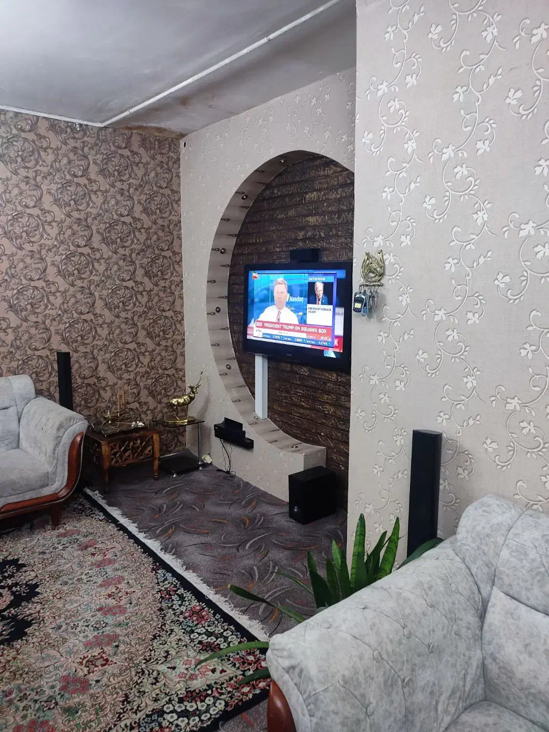 مسکونی دور میدان ناصر خسرو