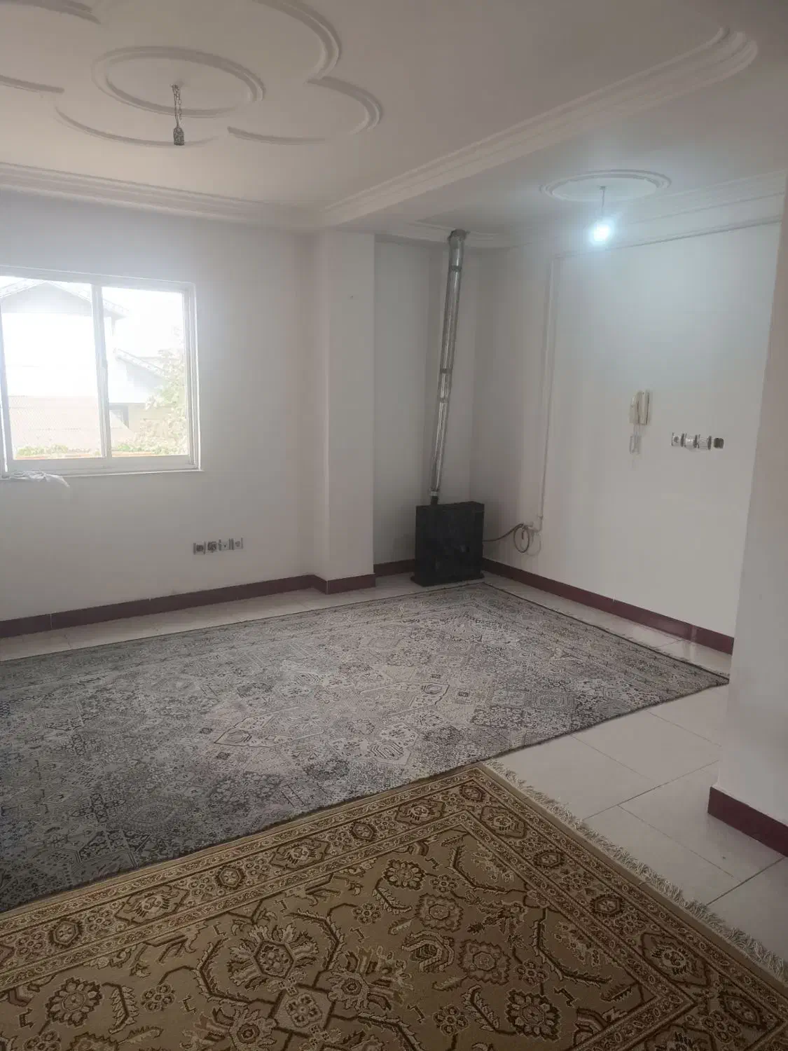 فروش آپارتمانی_ 4واحدی_طبقه اول_پارکینگ اختصاصی
