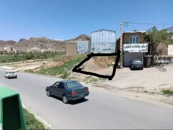 زمین شصت متری
