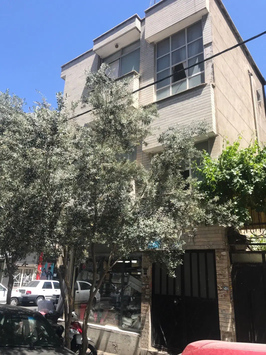 با پول آپارتمان صاحب مغازه و دوطبقه بشوید