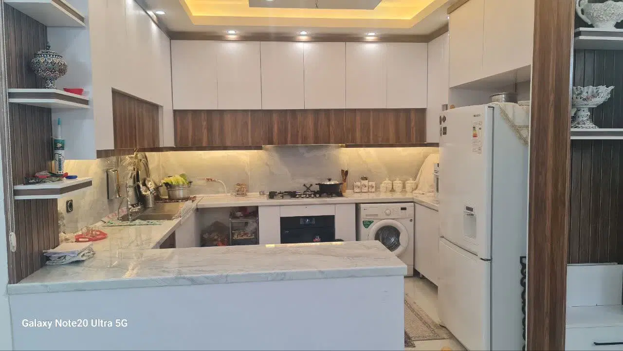 عبادی 18اپارتمان140متر3خواب(فول)