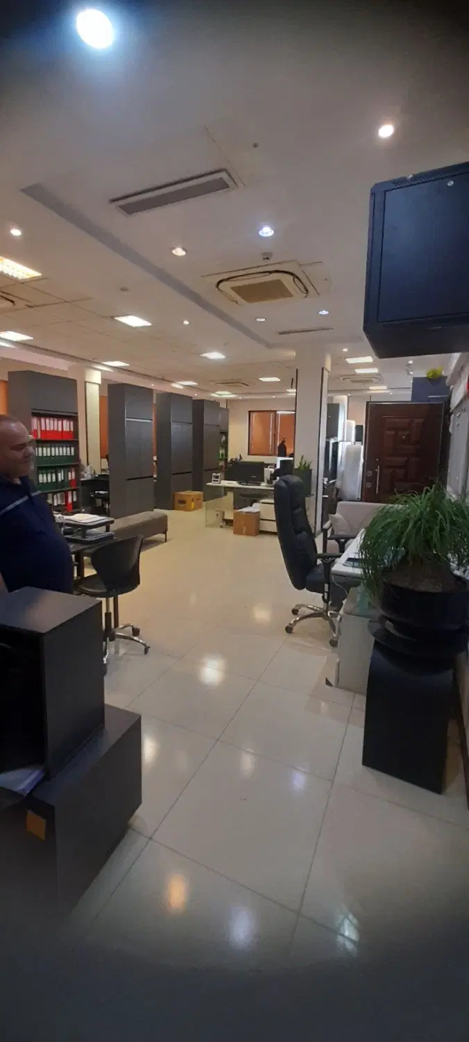 آپارتمان اداری _ ۲۲۶ متر _ فول امکانات