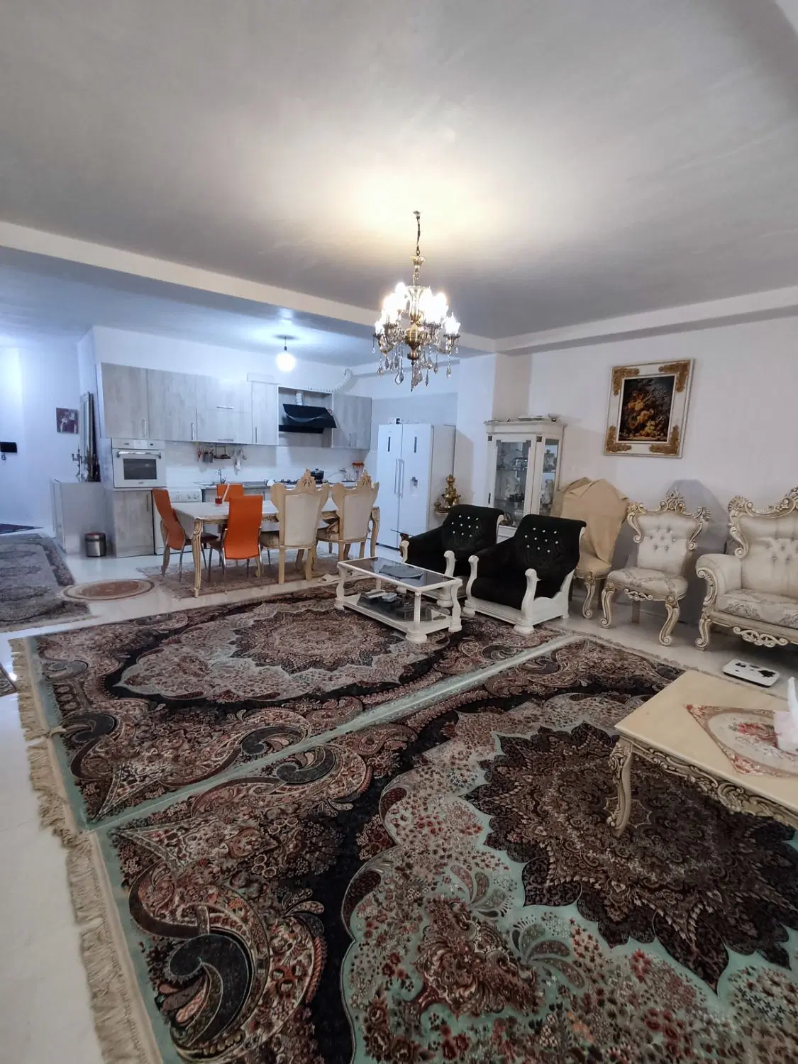 آپارتمان ۱۱۰ متری نوساز ۲ خواب
