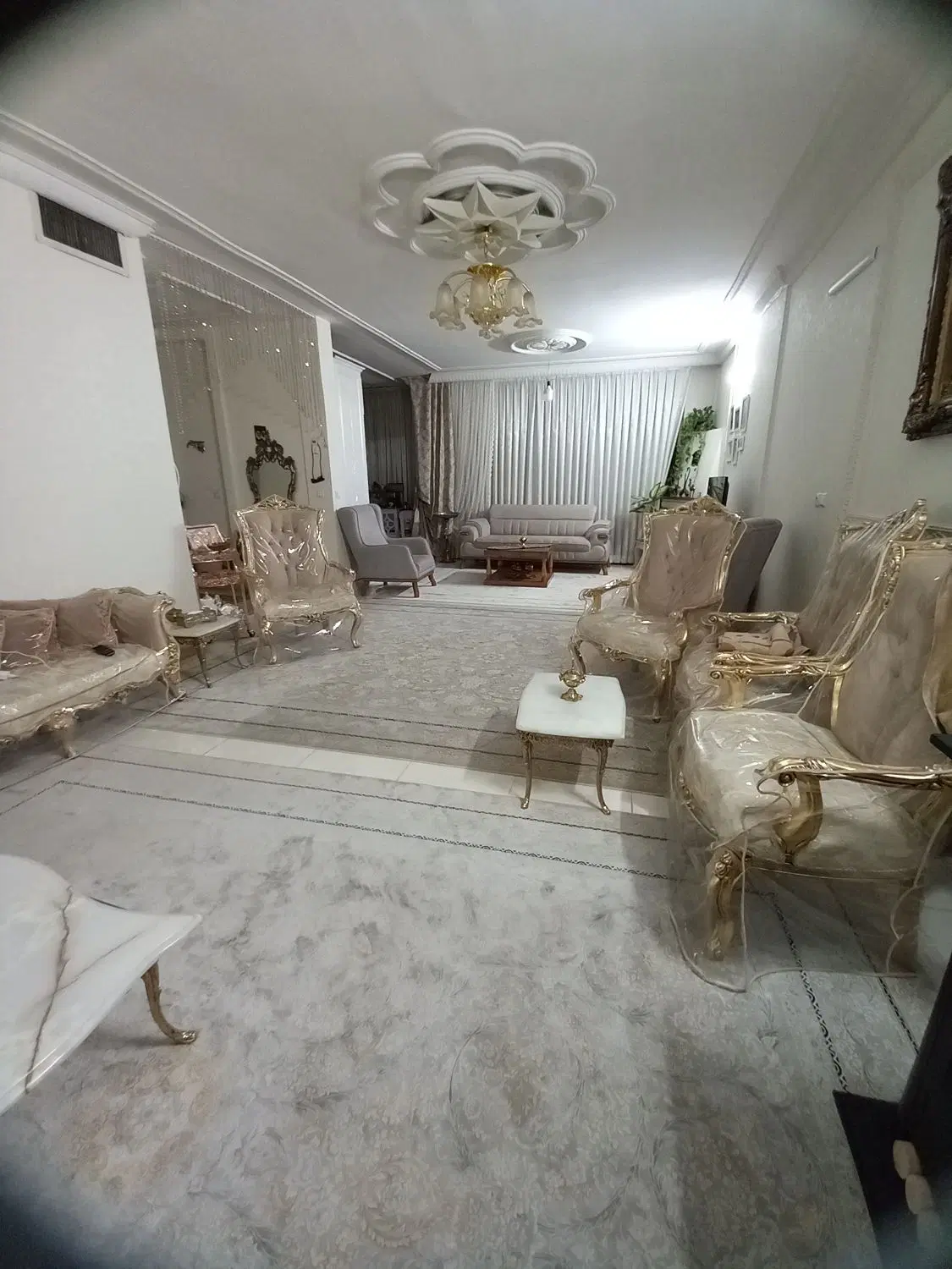 آپارتمان ۱۲۰ متری