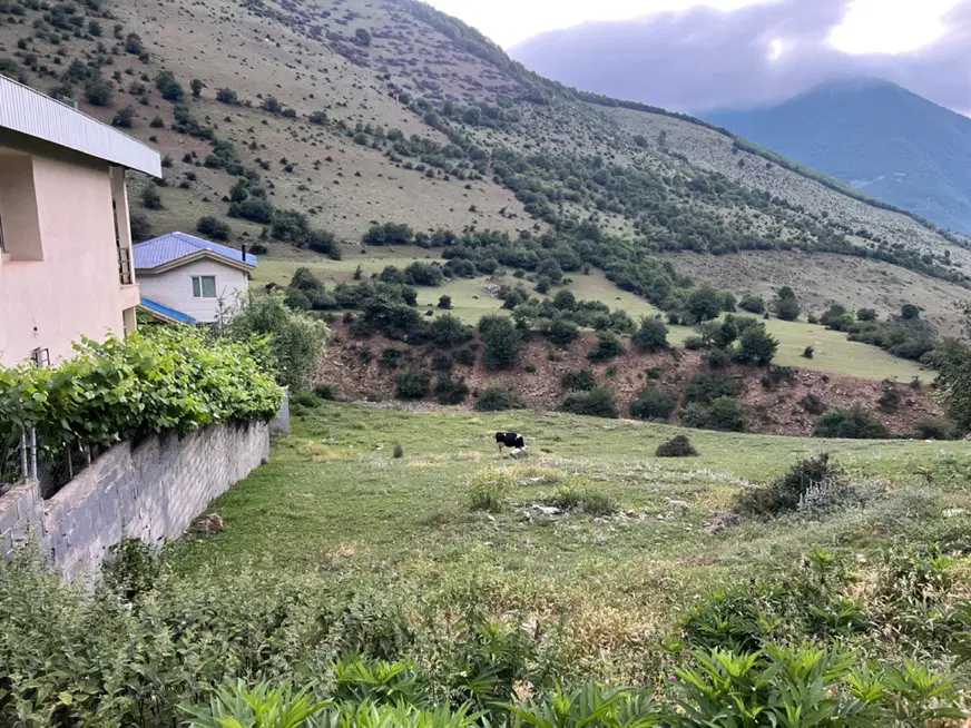 زمین فروشی