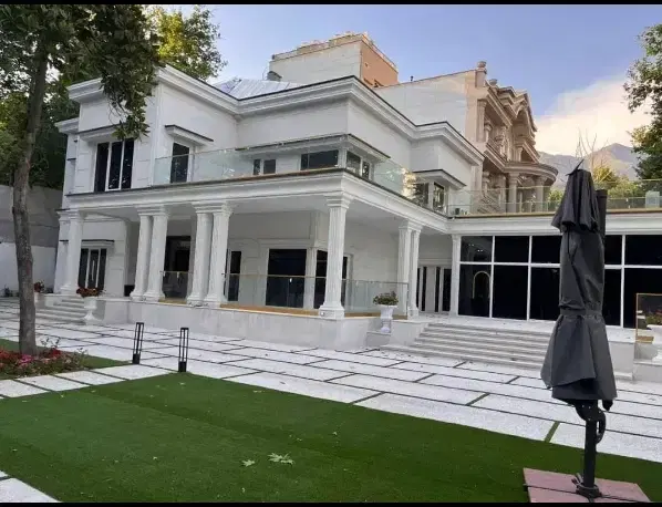 هم اتاقی همخونه