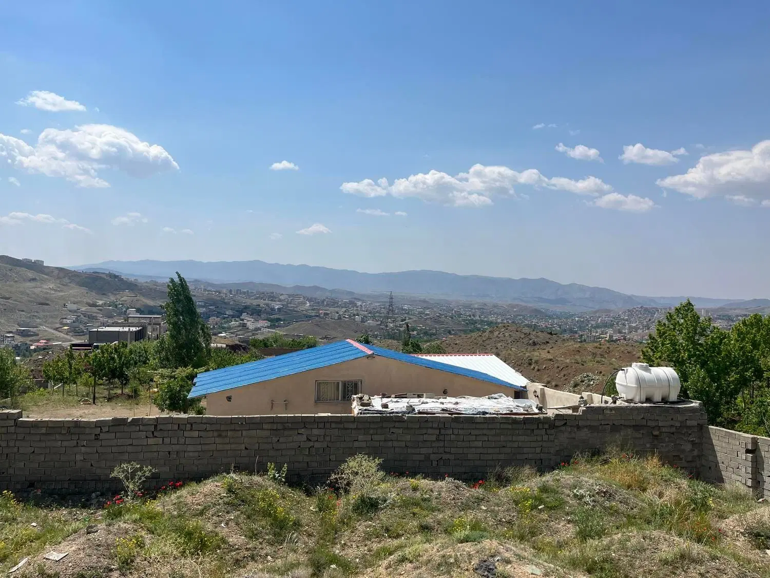 881 متر زمین ویلایی مسکونی