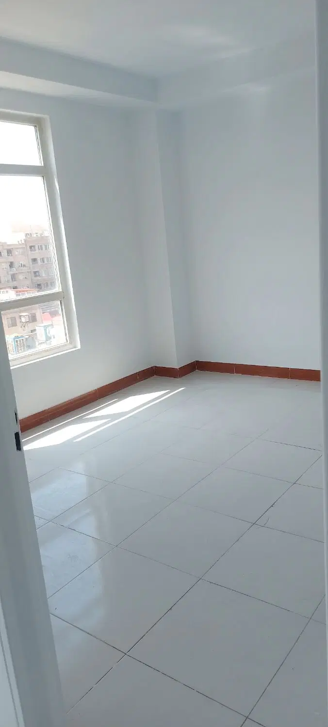 ۱۴۰متری شیک و خوش نقشه بلوار شهدا فلکه پنجم