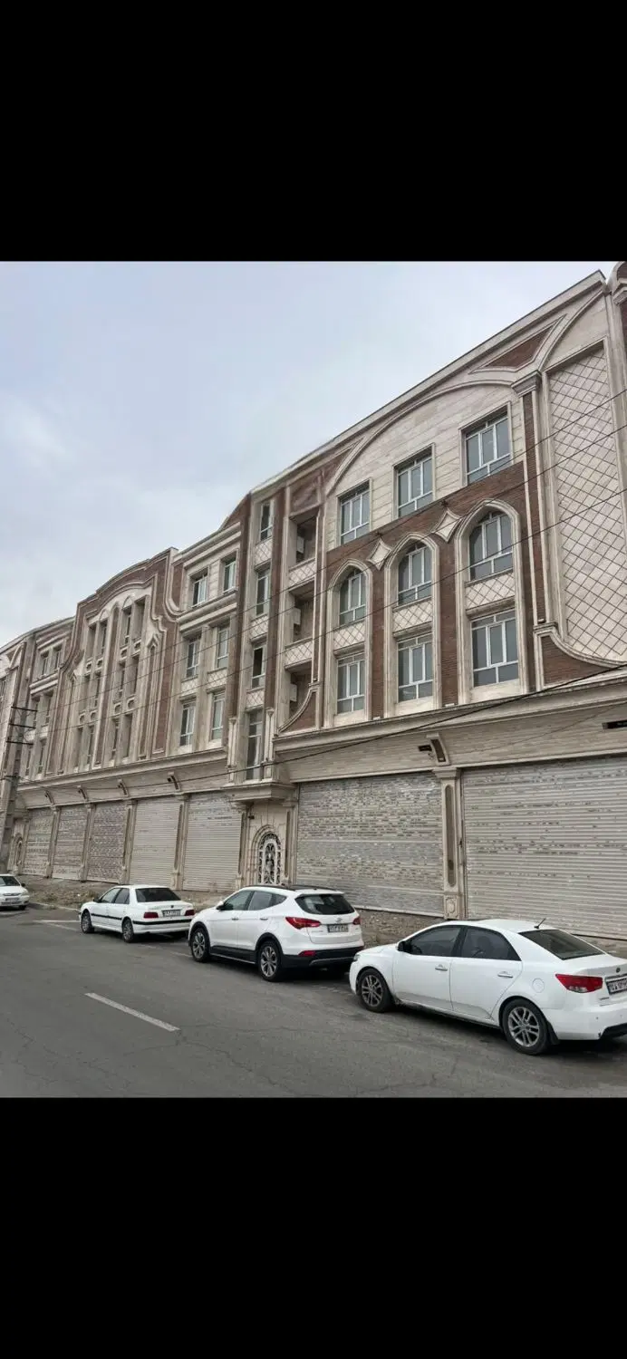 ساختمان اداری تجاری بر بزرگراه فتح . موقعیت بینظیر