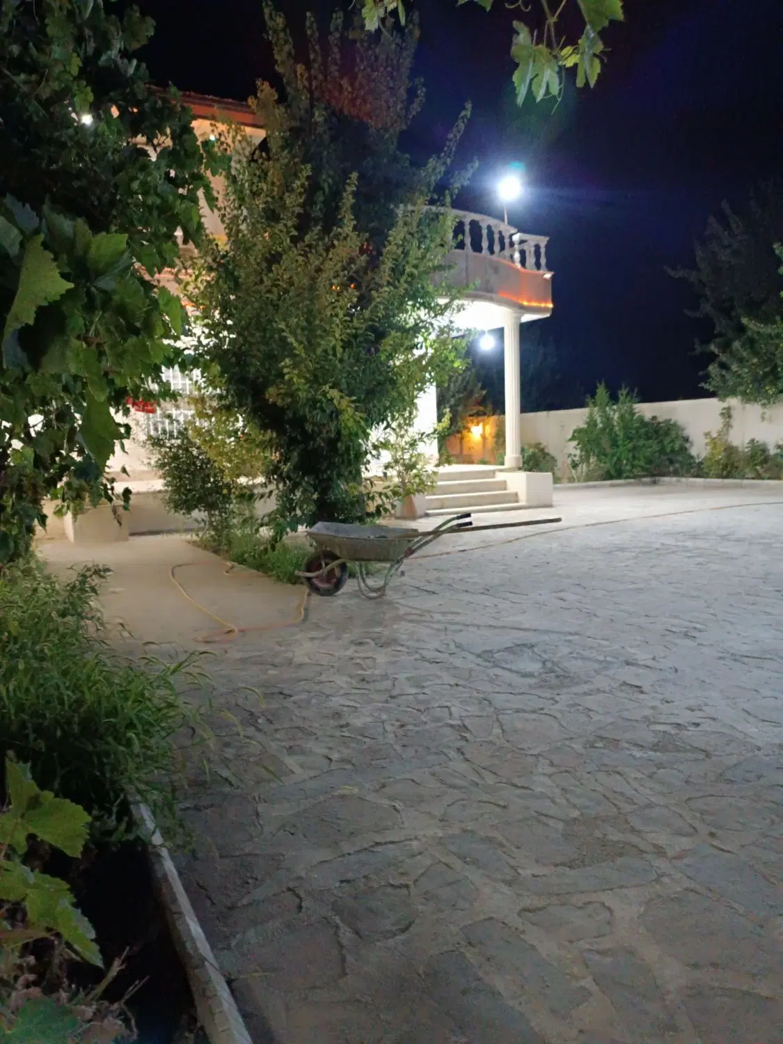 اجاره محوطه ویلا باغ جهت مراسمات