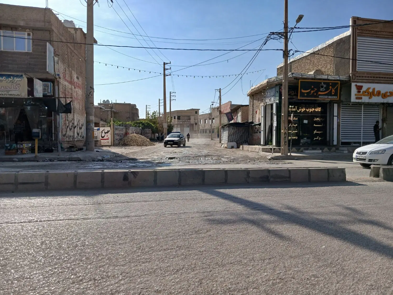 اسکلت خانه ویلایی کوچه۳سوم کرونی