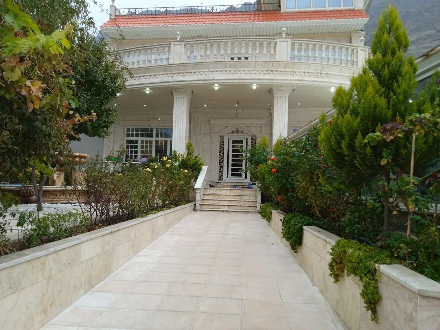 خوابگاه پسرانه سعادت آباد