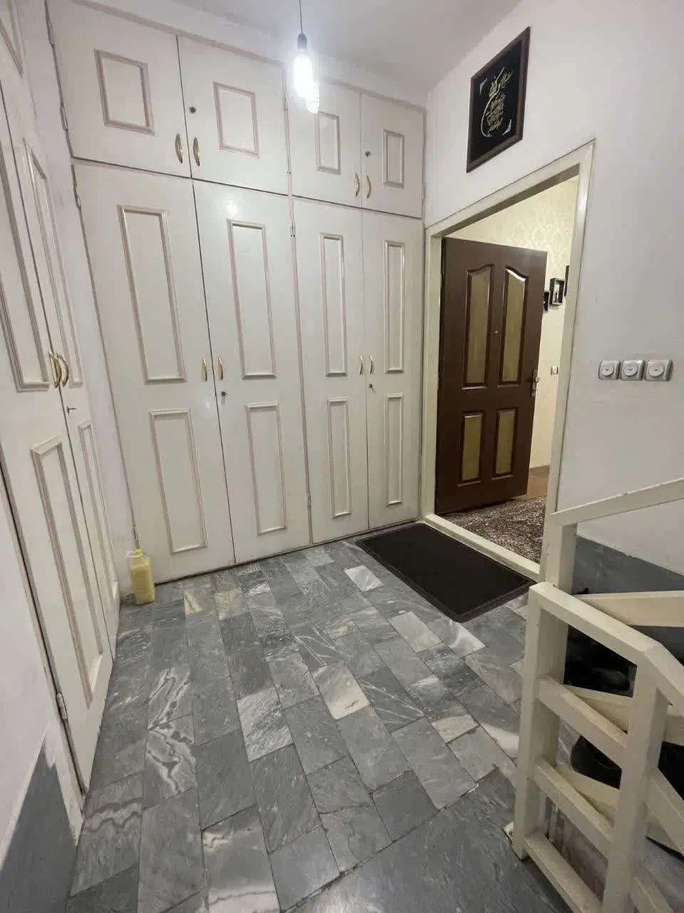 آپارتمان تک واحدی