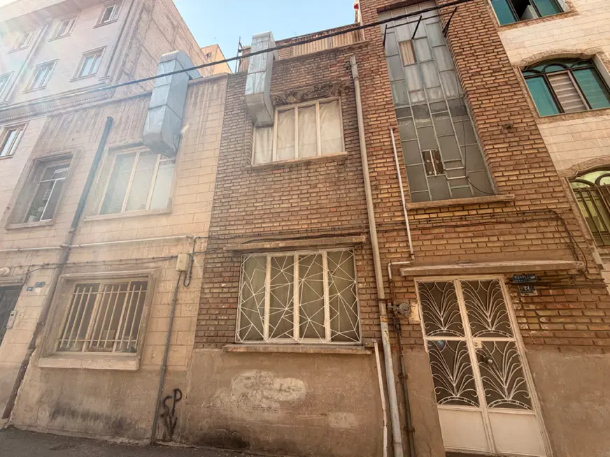 خونه کلنگی قابل ساخت طبرسی