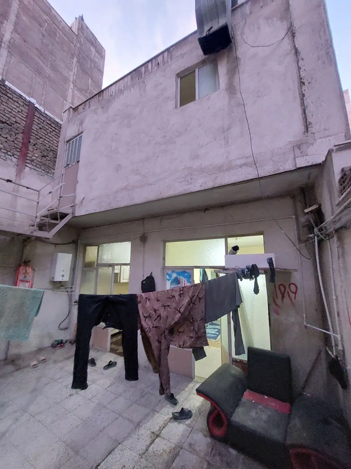 خانه کلنگی کوچه ۲ متری پشت قواره