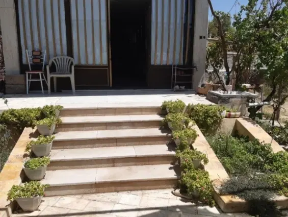 ویلایی هفت باغ
