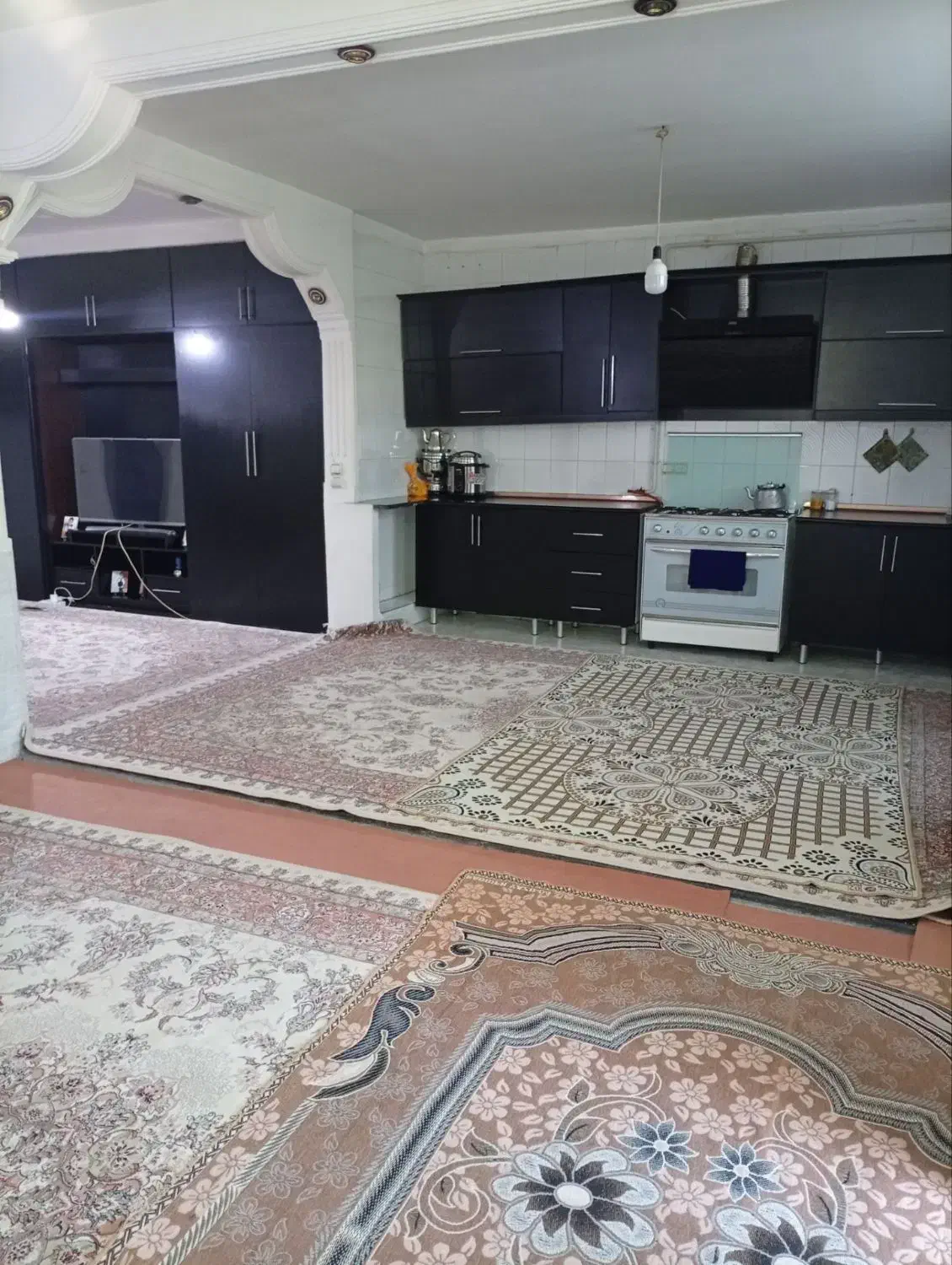 اجاره طبقه بالا ۱۶۰ متر