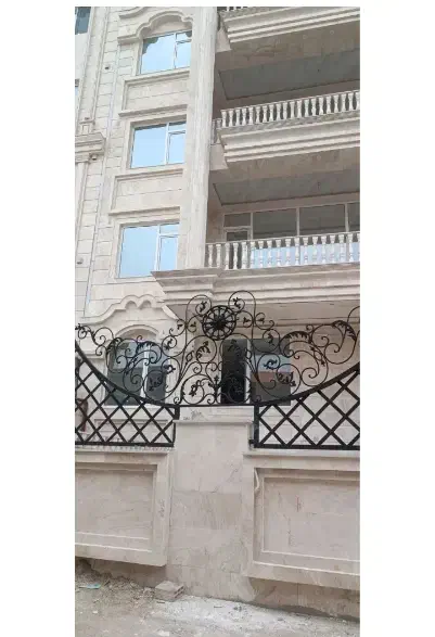 آپارتمان ۱۳۵ متری تختی