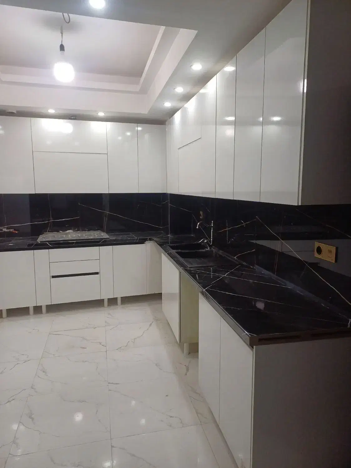 رهن یک واحد مسکونی تقی اباد