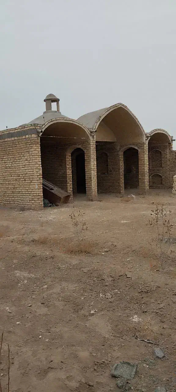 زمین خواجه منصور