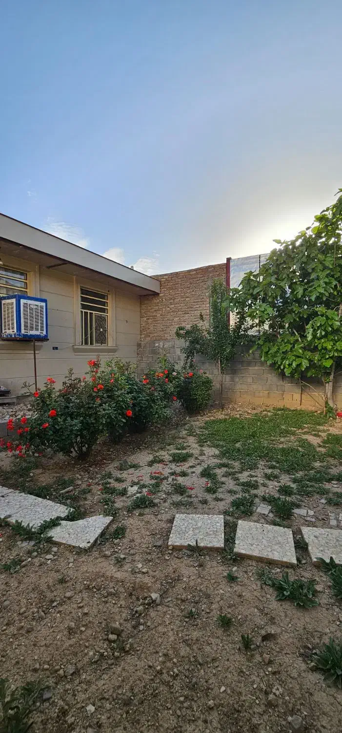خانه ویلایی ۲۵۰ متری در شهرک چنگایی