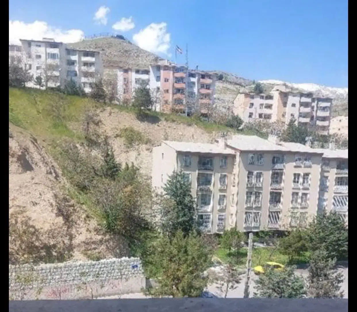 زعفرانیه _ 76متر _تکواحدی_ دو پارکینگ سندی