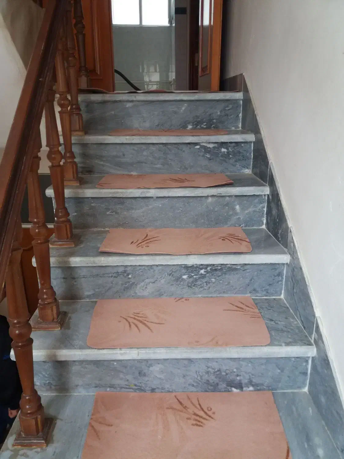 آپارتمان ۱۰۰ متری دروازه مشگین