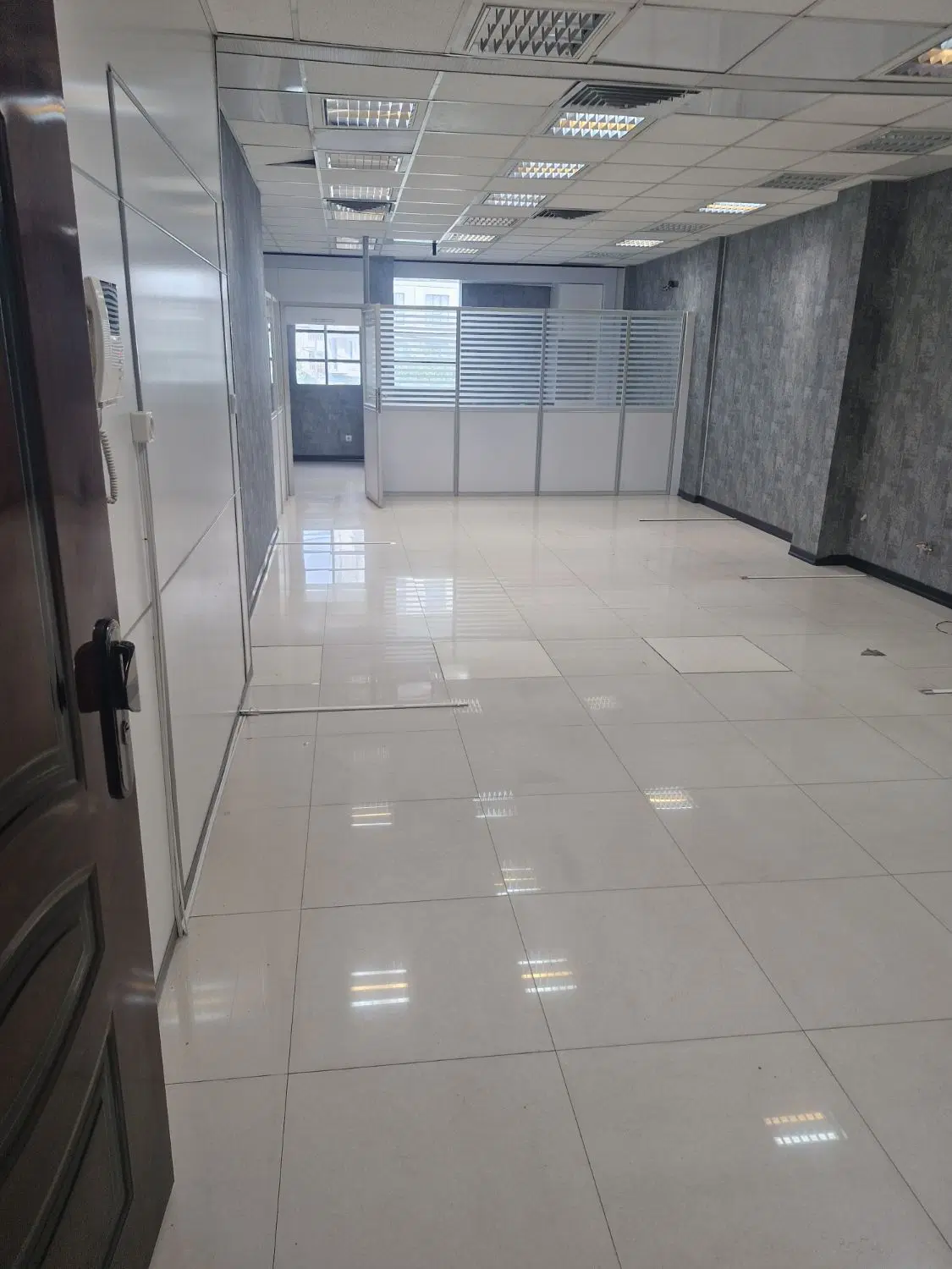 دفترکار۹۵مترتجاری دائم فول