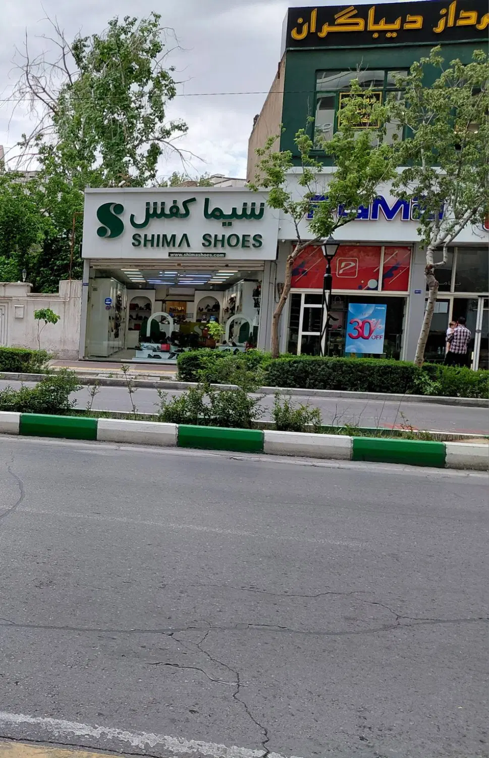 اجاره تجاری حاشیه دانشگاه روبروی آلتون