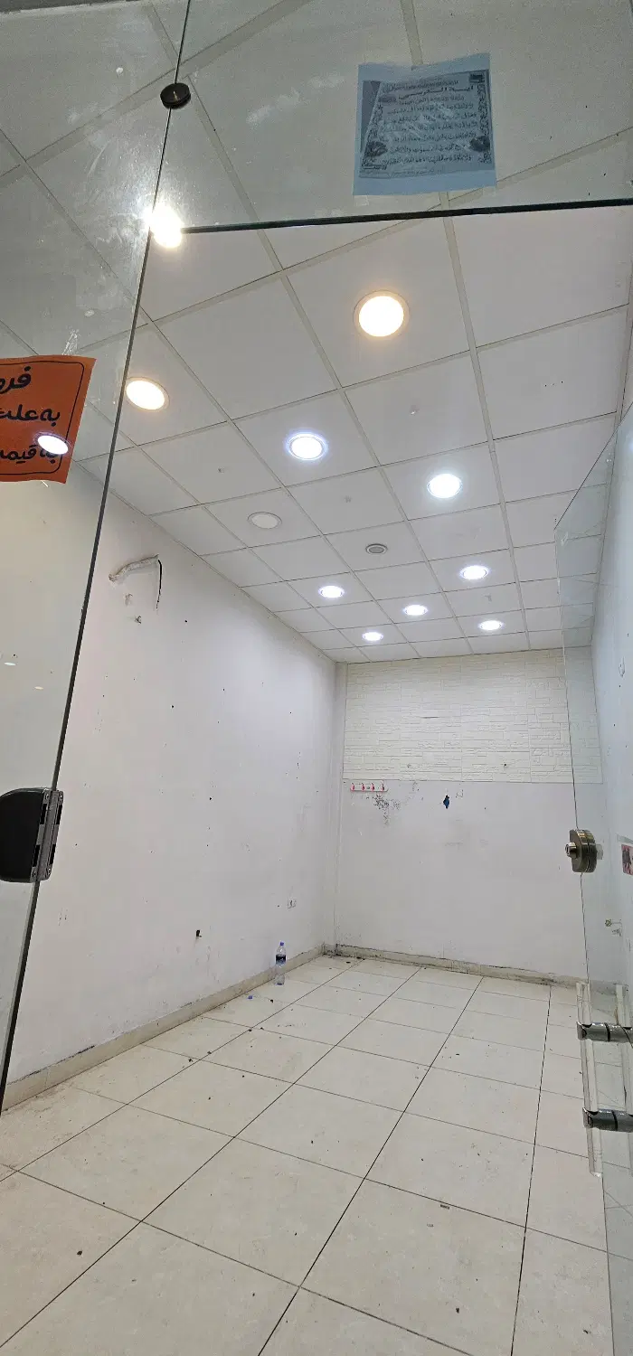 مغازه ۱۶متری داخل خیابان شهدا پاساژ ابریشمی