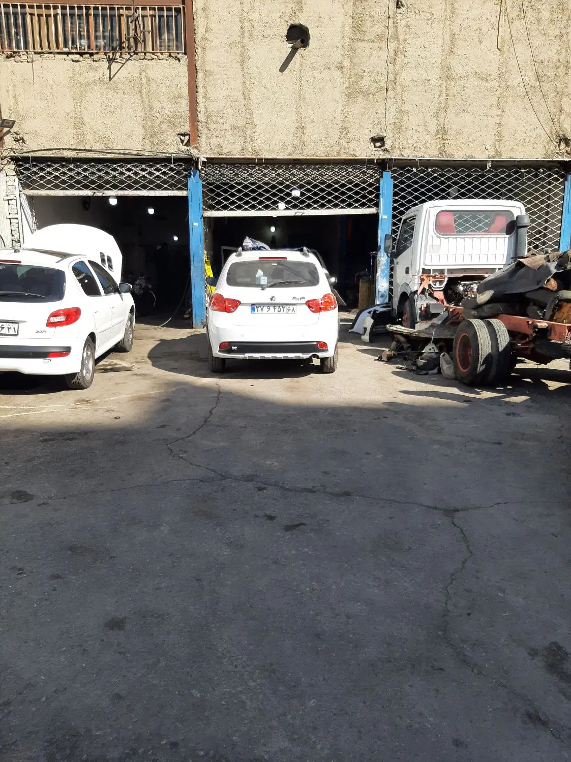 مغازه داخل گاراژ بر اصلی بهشتی