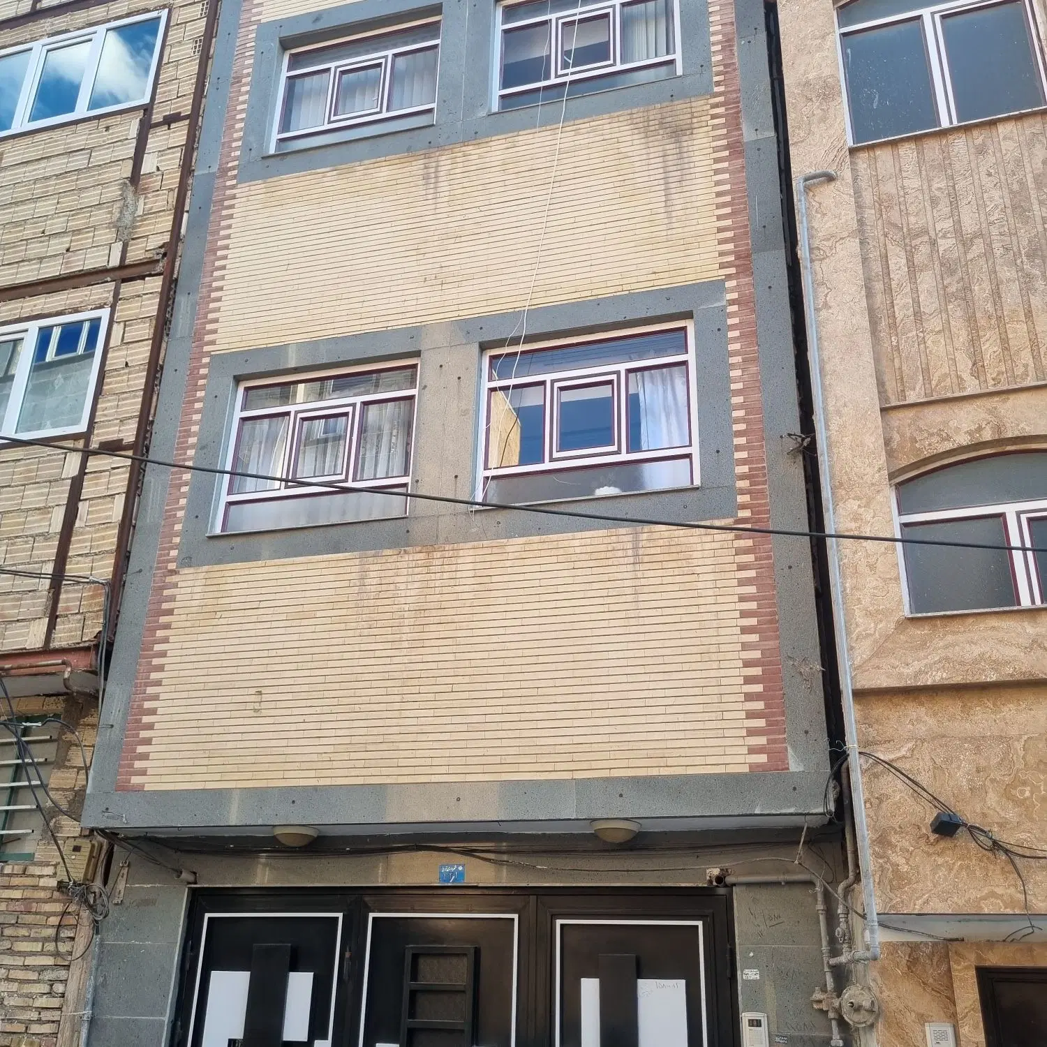 یکه دکان خیابان انقلاب سه راه بهشتی