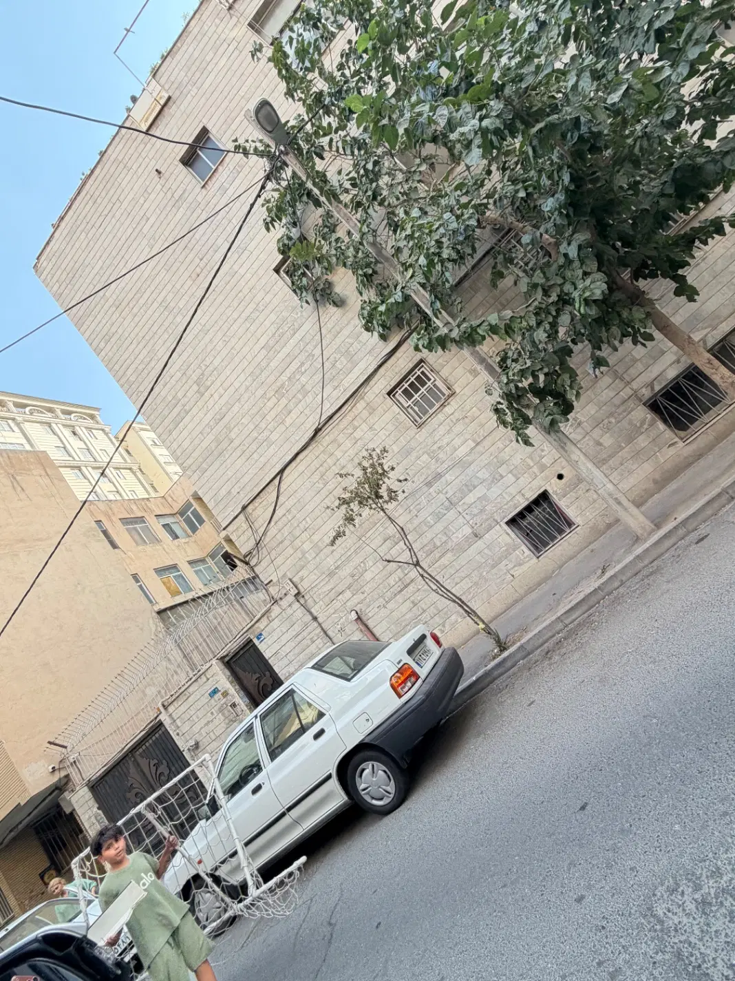 زمین کلنگی